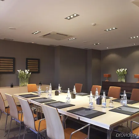 Palau De Bellavista By Urh Gerona