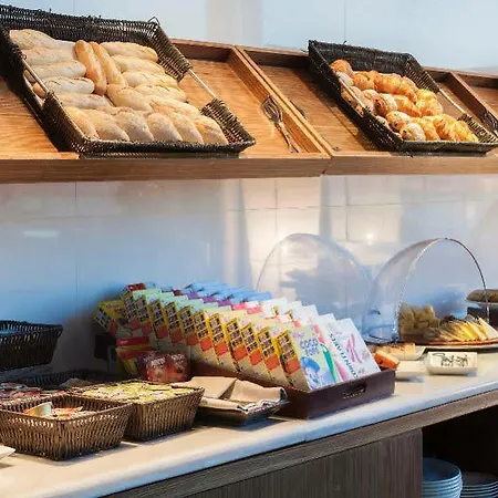 Palau De Bellavista By Urh