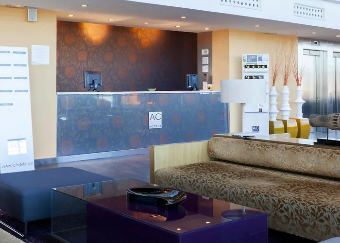 Palau De Bellavista By Urh